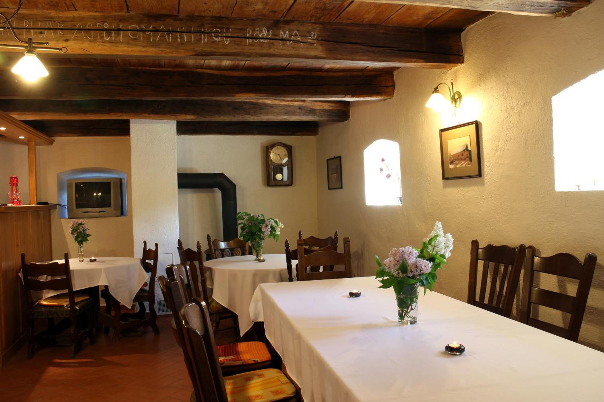 Banská Štiavnica 克雷门尼斯克旅馆酒店 外观 照片