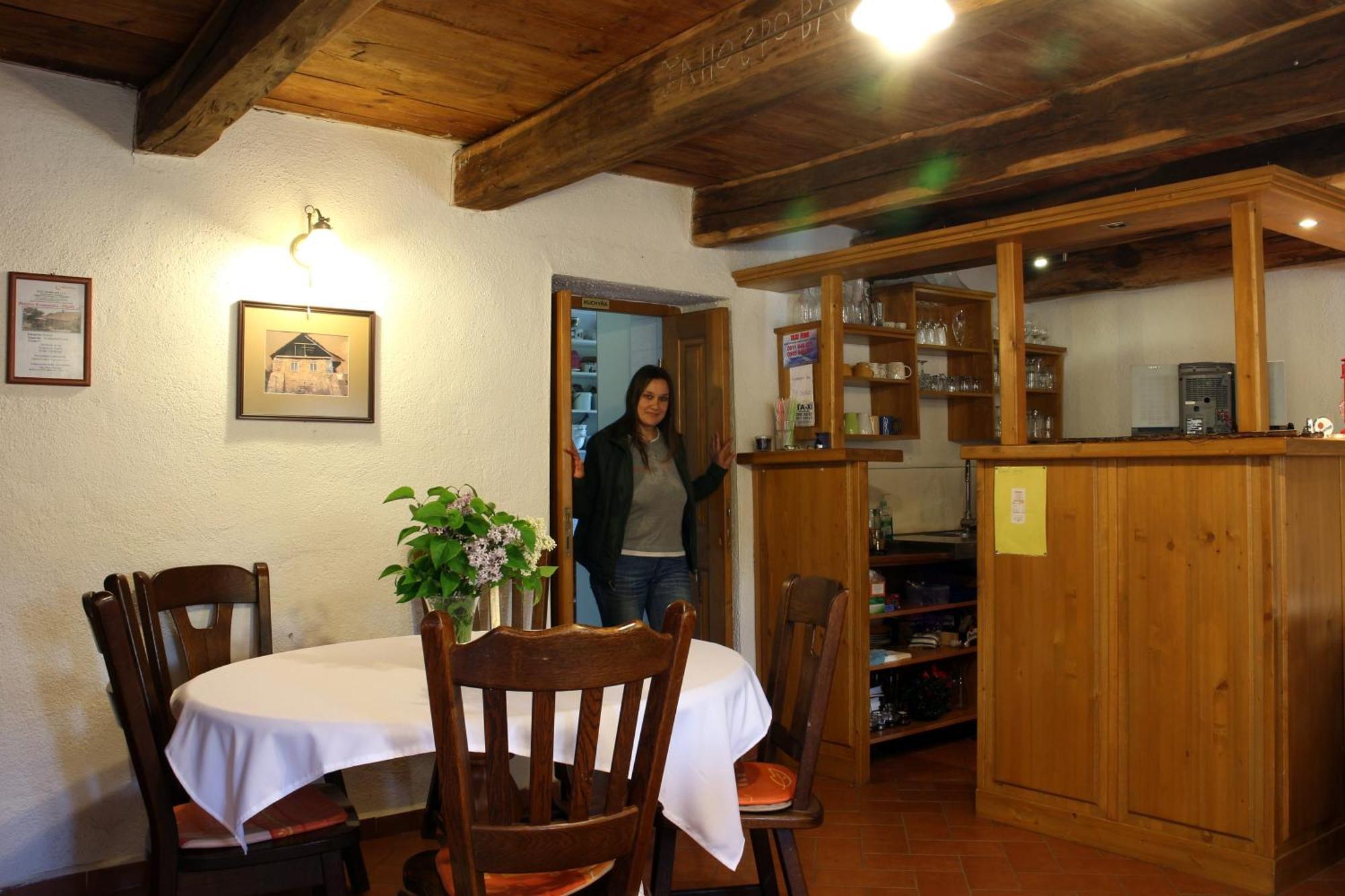Banská Štiavnica 克雷门尼斯克旅馆酒店 外观 照片