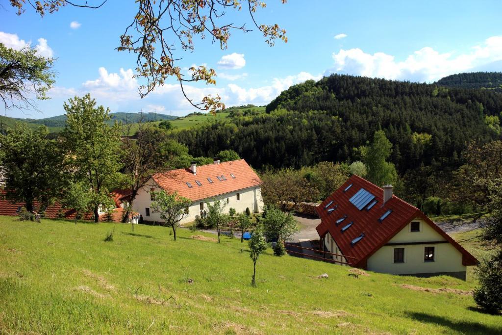 Banská Štiavnica 克雷门尼斯克旅馆酒店 外观 照片